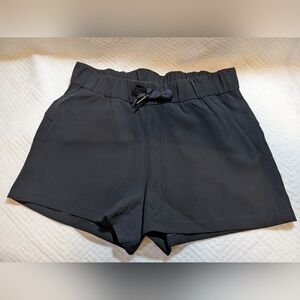 Lululemon On The Fly Shorts Size 6 Black  Drawstring Pockets W7ARNS EUC